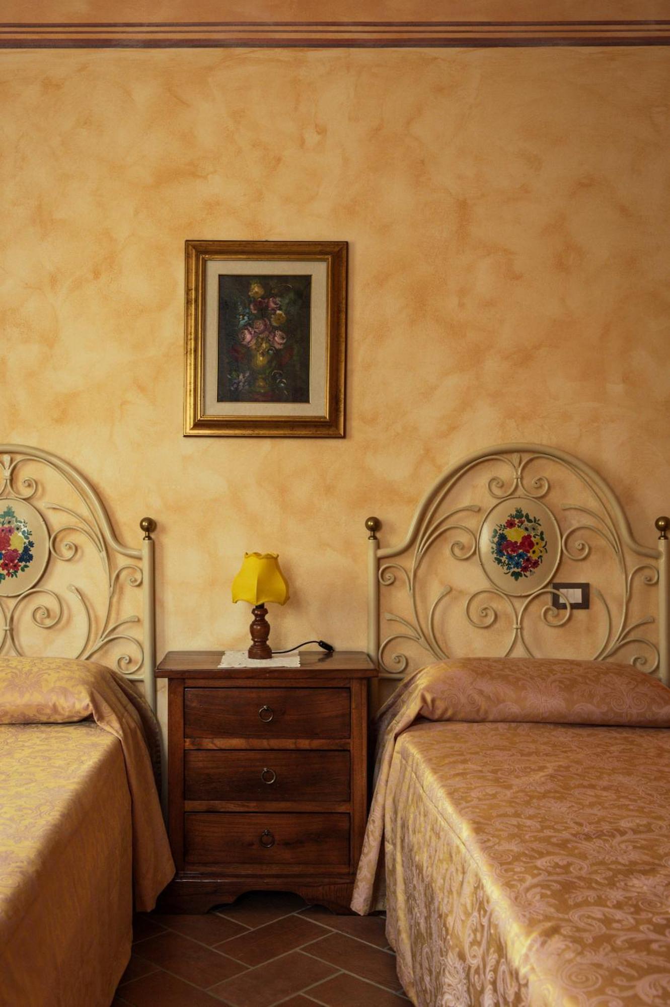 Agriturismo Casal Gheriglio ルチニャーノ エクステリア 写真